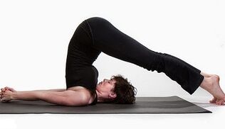 postures de yoga pour mincir le ventre